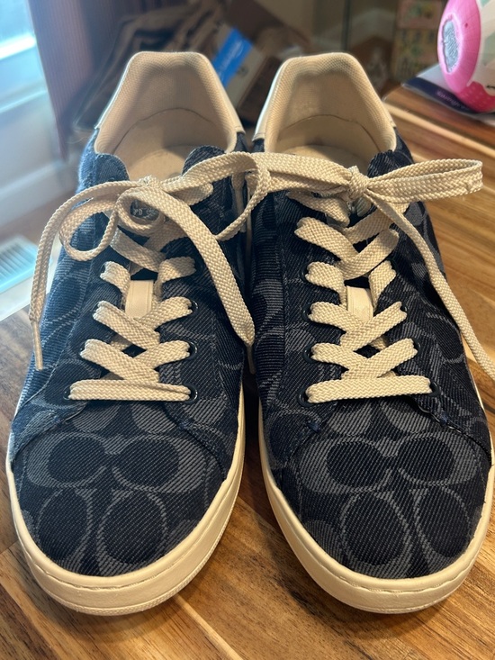 Coach Shoes - Coach Vintage Women’s Navy/Denim Signature Canvas Low-Top Sneakers